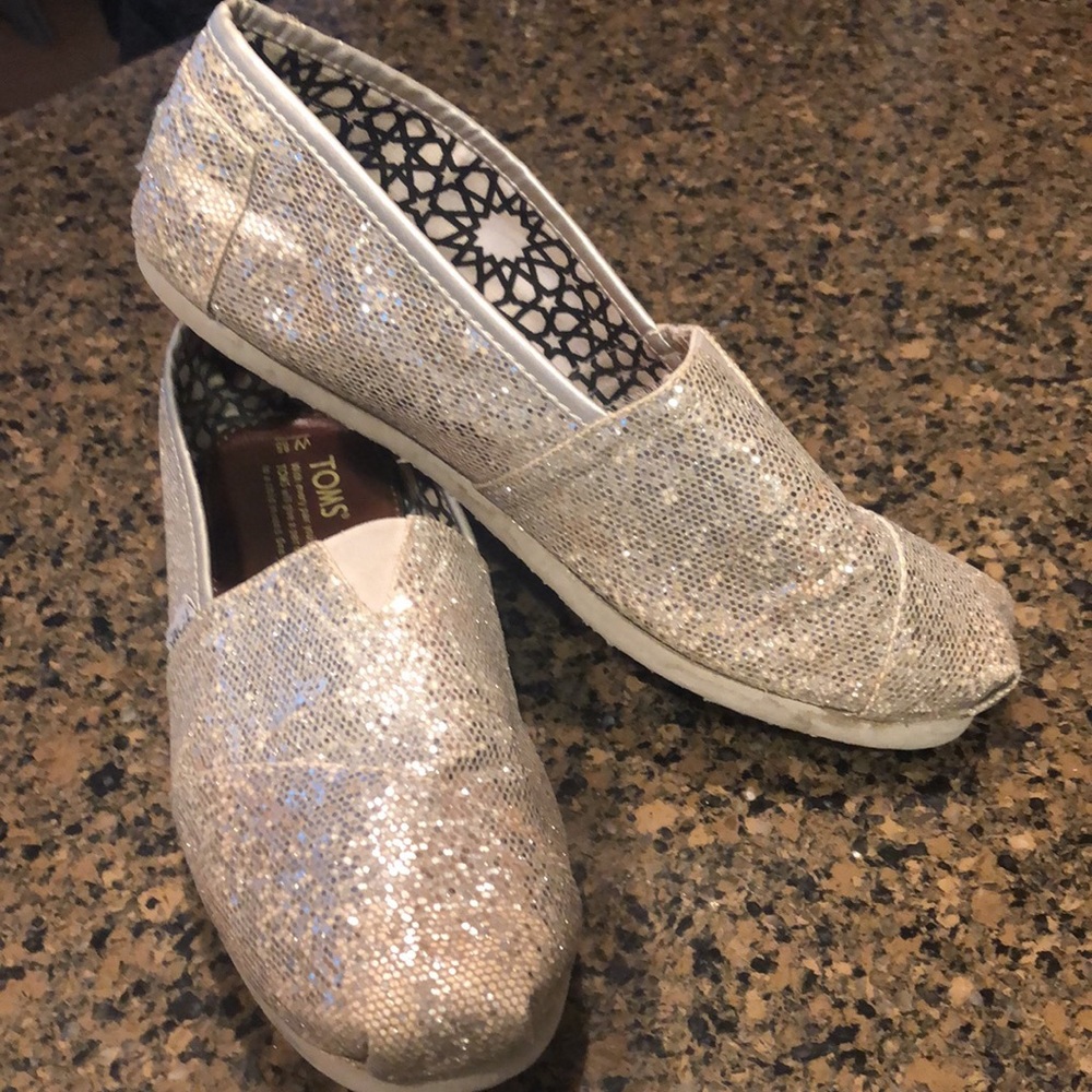 Sliver glitter Toms